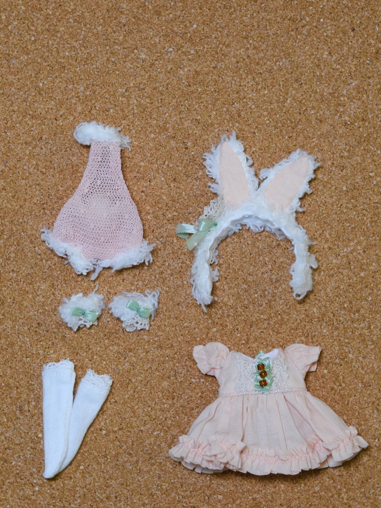 オビツ11サイズ【うさぎテディ&ドレスセット】