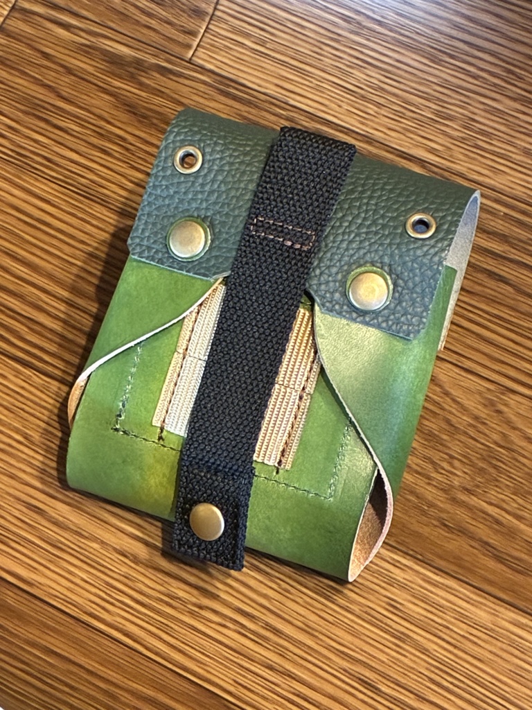 革のコインシリンダーケースD100円・500円兼用「革工房ここづくり」