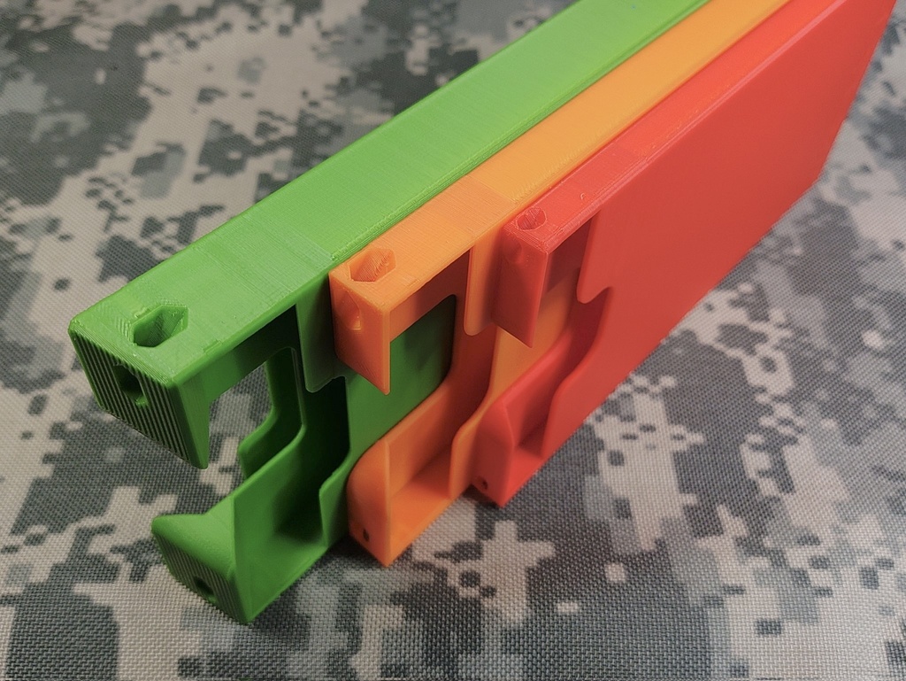 マネーホルダーD 間口が2つ 千円札専用スペース 5千円•一万円専用スペース が分かれたお札専用ケース「みなつき工房」