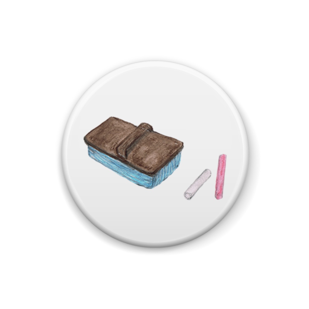 小学校の思い出「黒板消しとチョークと煙い思い出」缶バッジ(25×25mm)