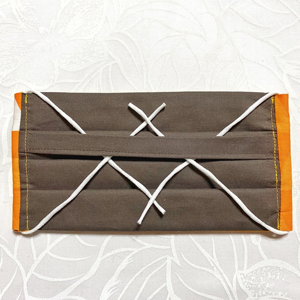 ★匿名配送・手作りマスク★花粉対策に♪18cmワイヤー入り三段プリーツ