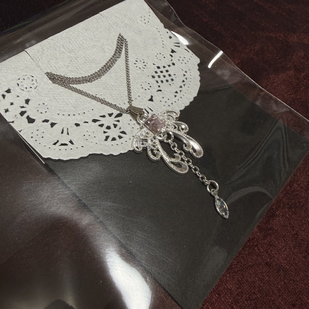 女の子の味方 ౨ৎ˚ リボンのネックレス