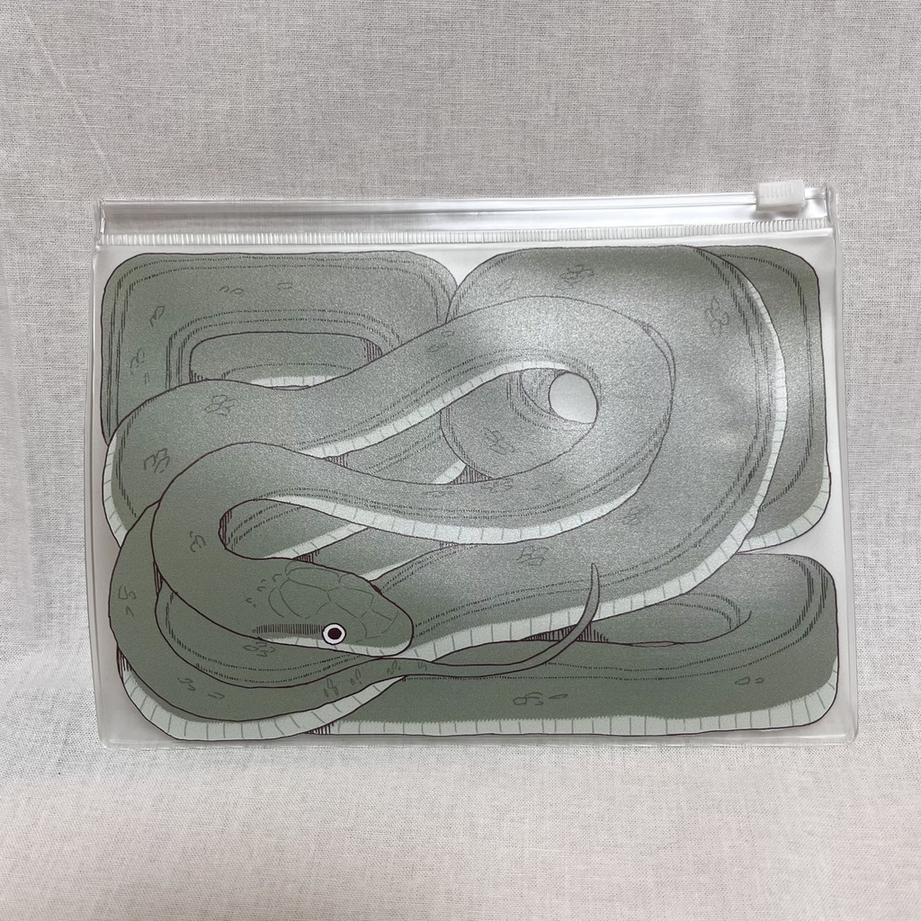 フラットポーチ