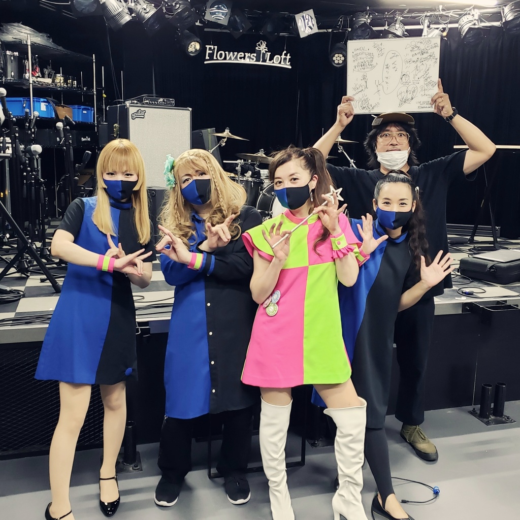 Sale♪WE WANT GO-BANG'S! ブルー/ブラック ハーフ&ハーフ