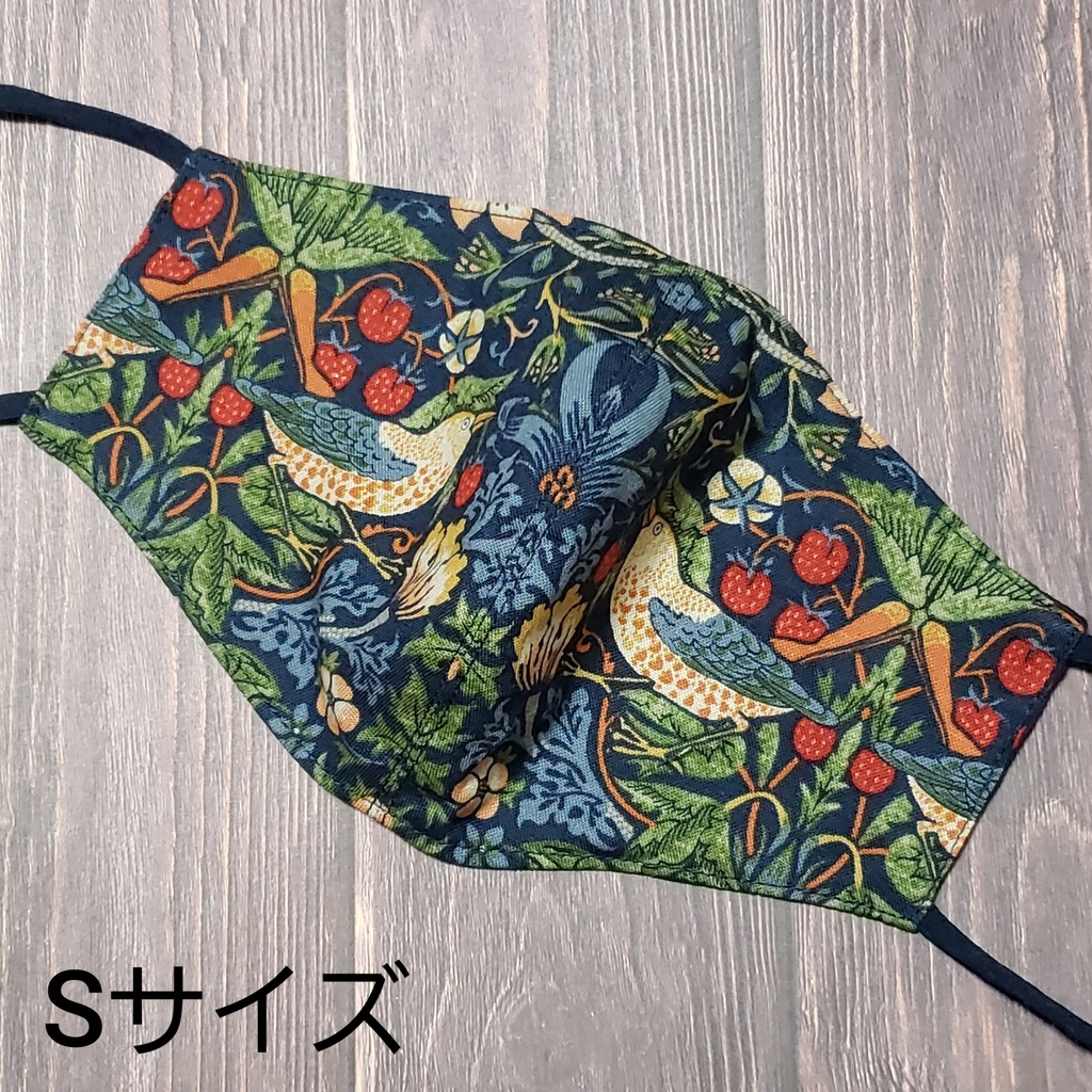 Strawberry Thief立体マスク/ネイビー