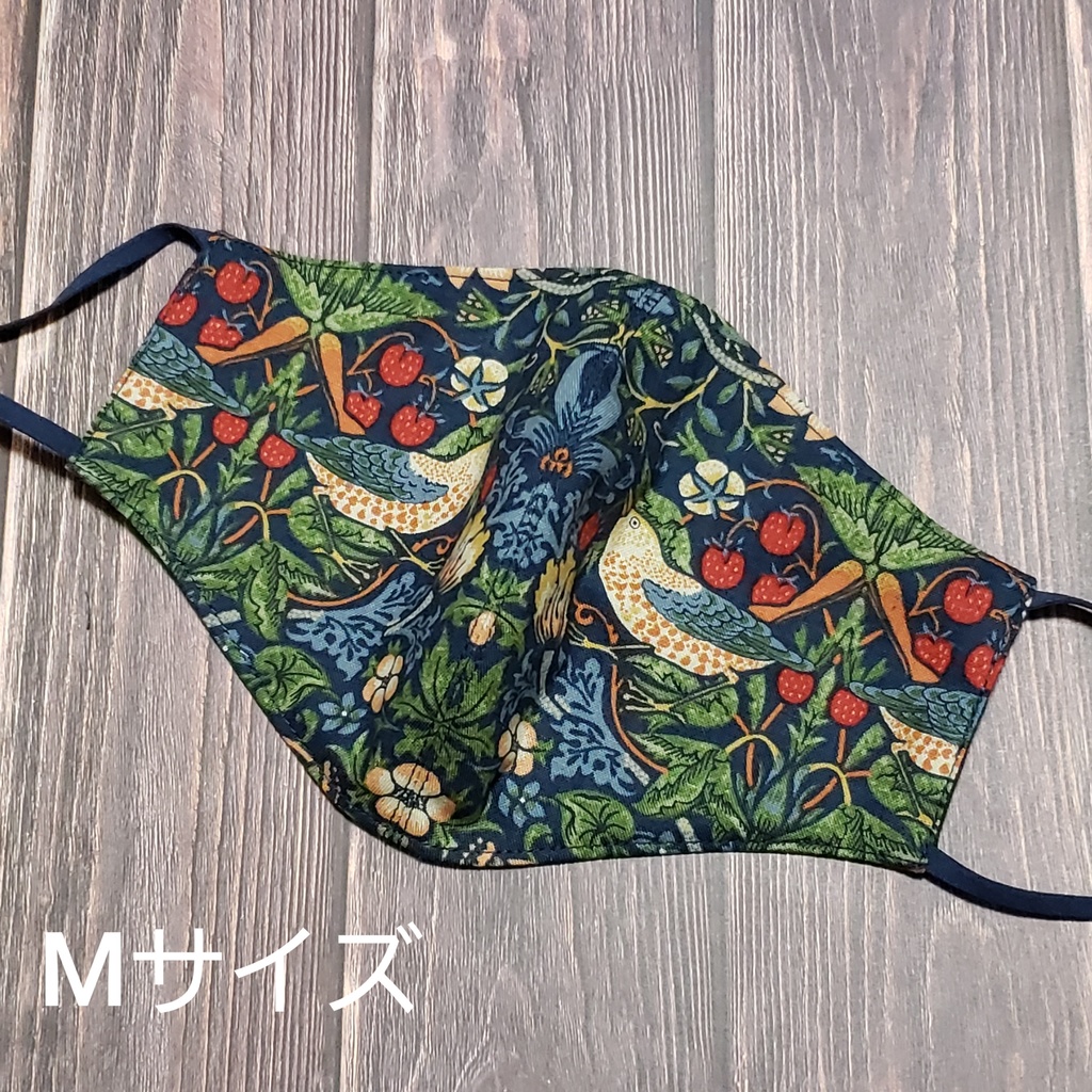 Strawberry Thief立体マスク/ネイビー