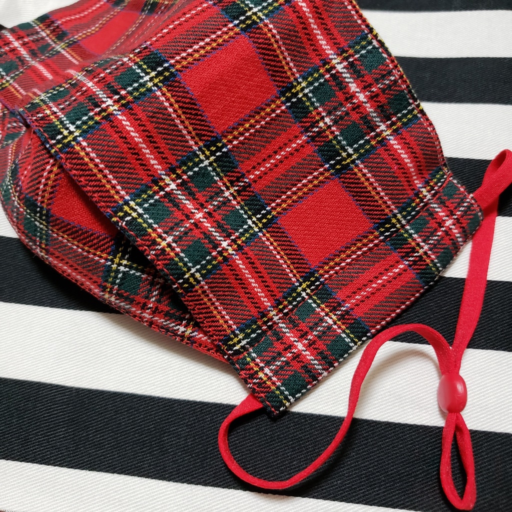 赤タータンチェックボックスマスク