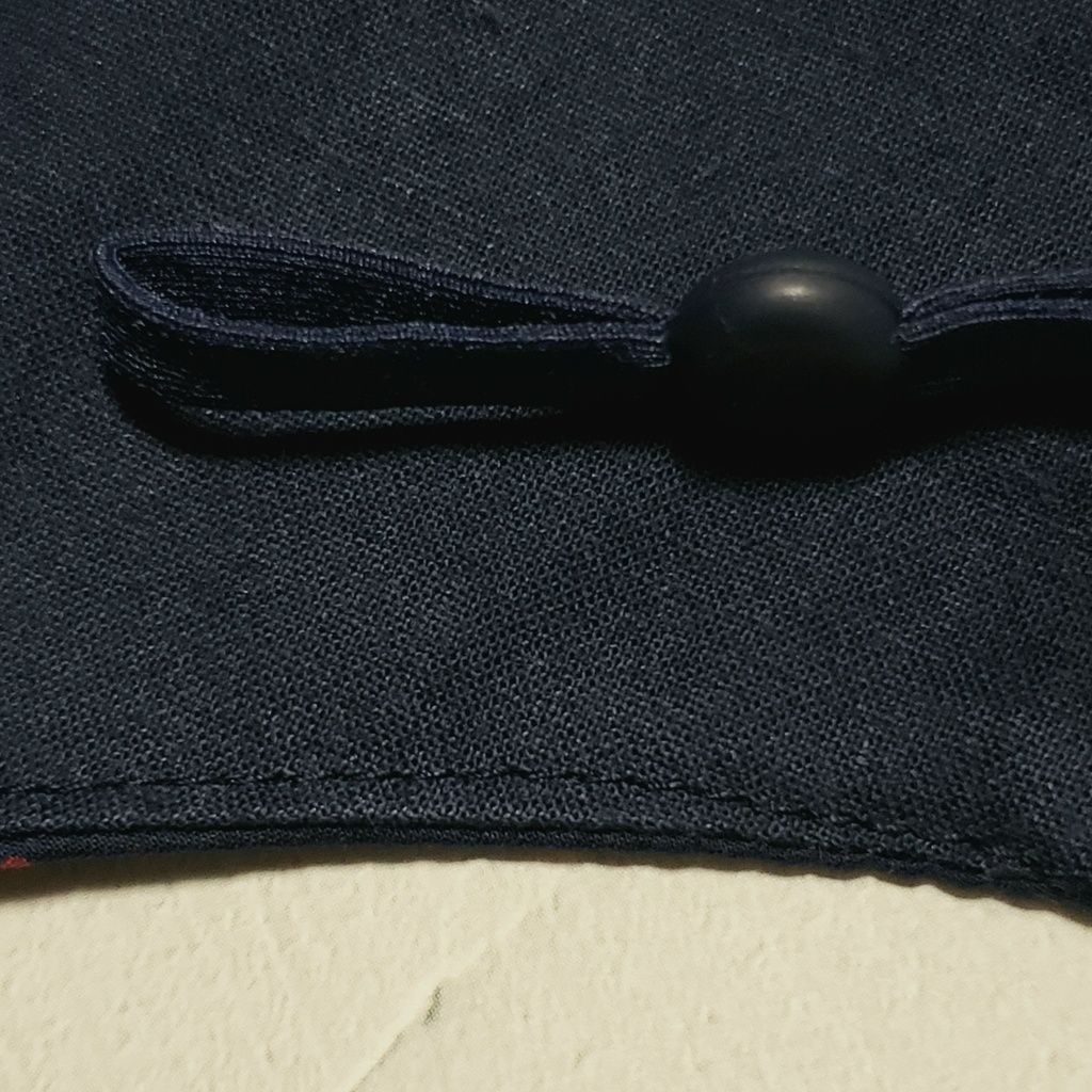 ネイビー×レッドのドットマスク