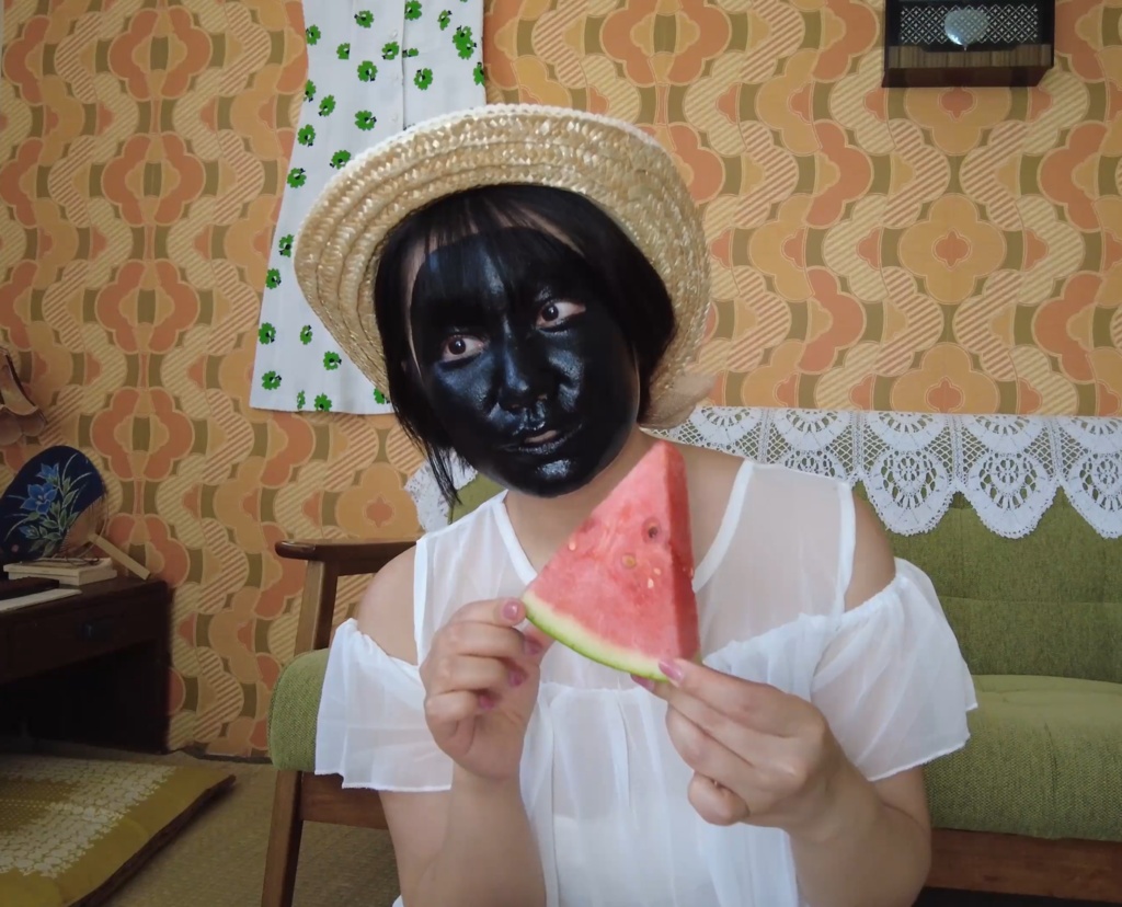 春川ねるるさん泥棒ひげ・黒塗り撮影-なつやすみごっこしよう。-【静止画+メイキング動画】
