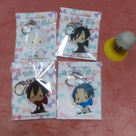 おすわりぼん アクリルキーホルダー