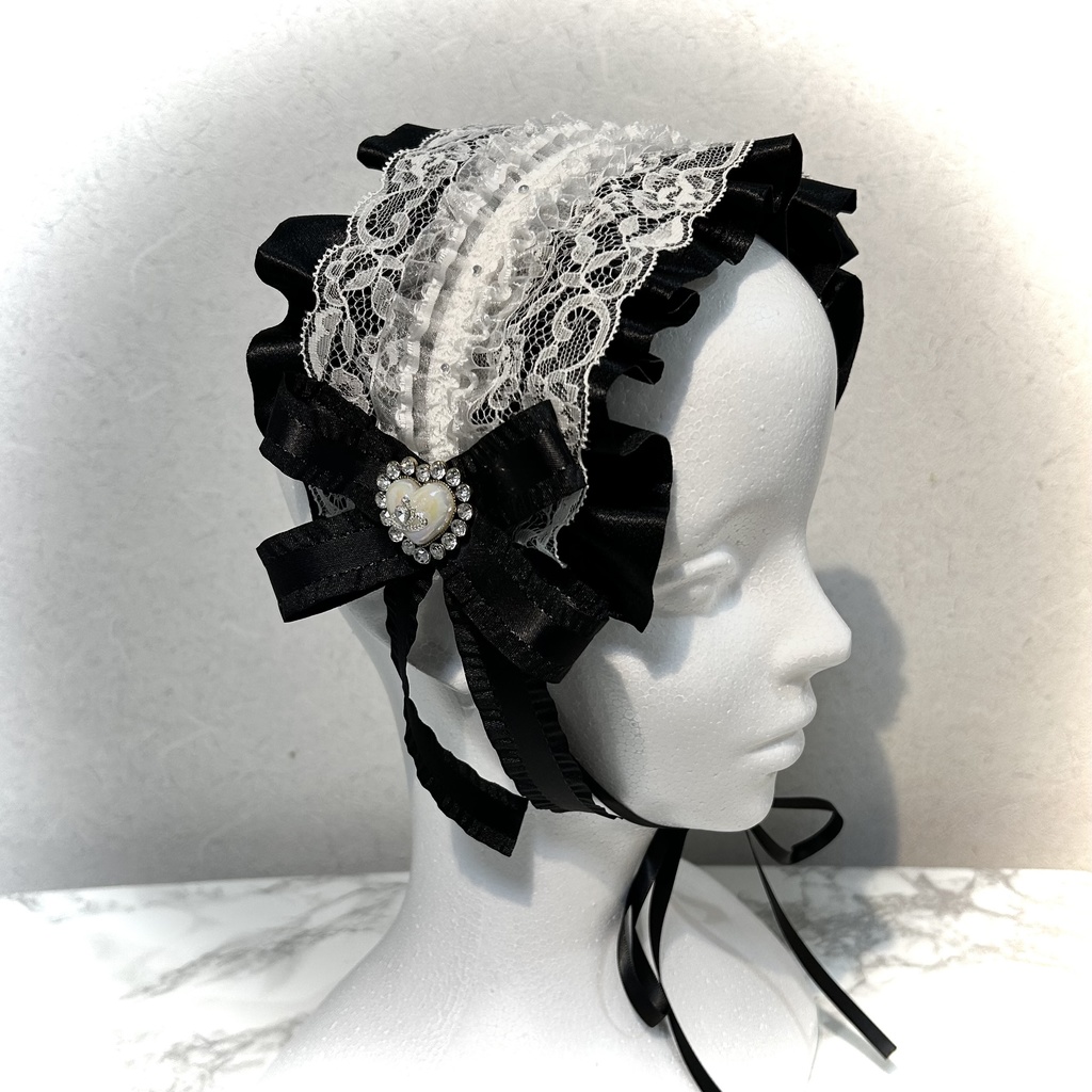 ♡  black heart saturn headdress