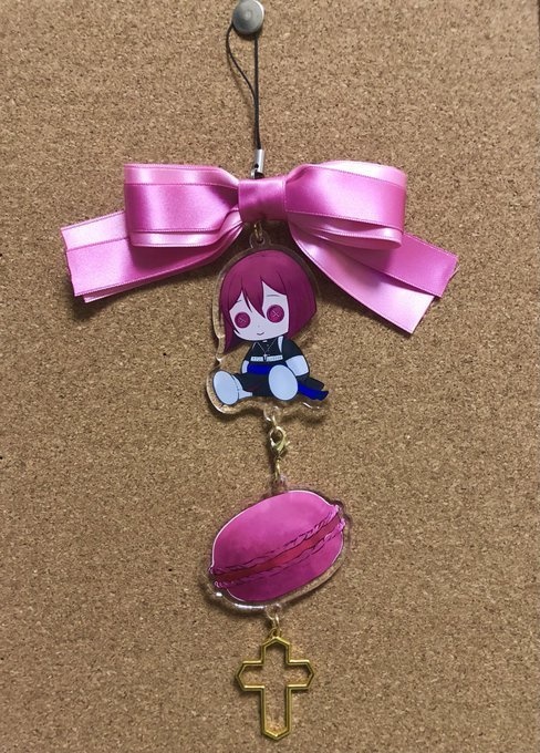 かりんちゅぬいぐるみ風アクキーとイメージマカロン