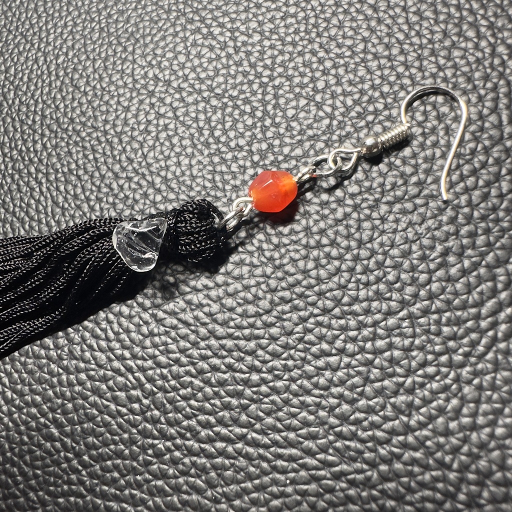 ロングタッセルピアス 3【ハンドメイド作品】