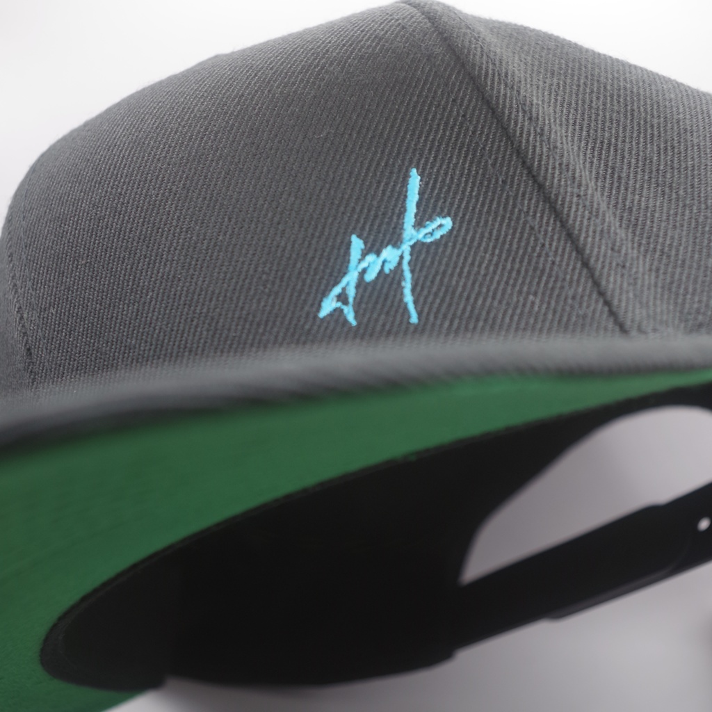 【一周年記念】ロゴ刺繍入りキャップ【心無到夏/TokaUranaki】