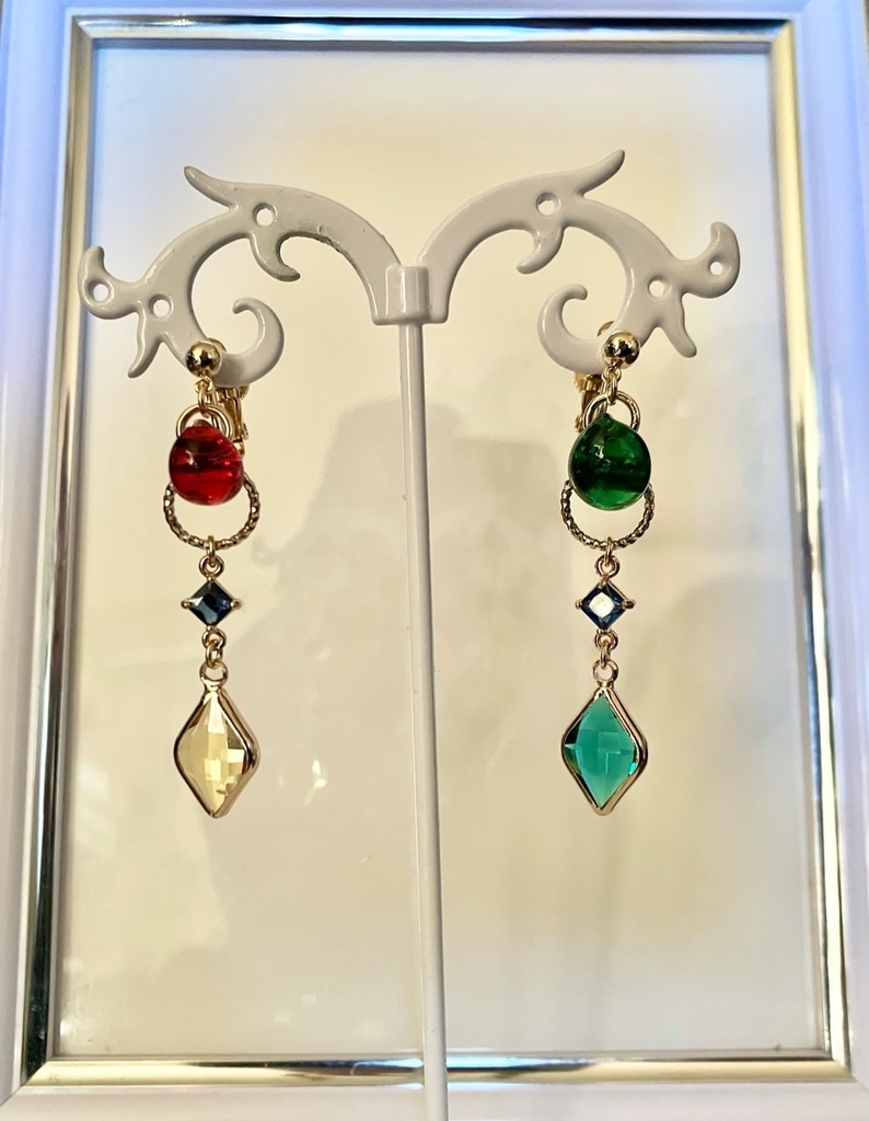 【片耳耳飾り】カーヴェ/アルハイゼン/セノ/ティナリ