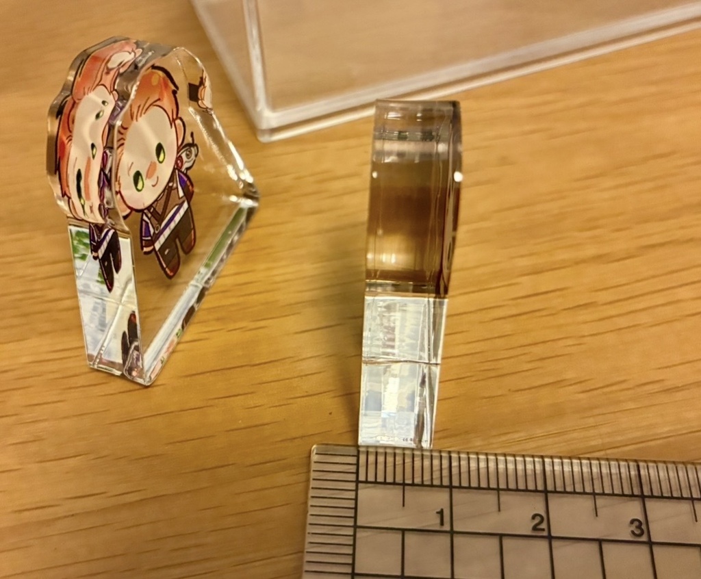 自立アクリルスタンド(JFO)