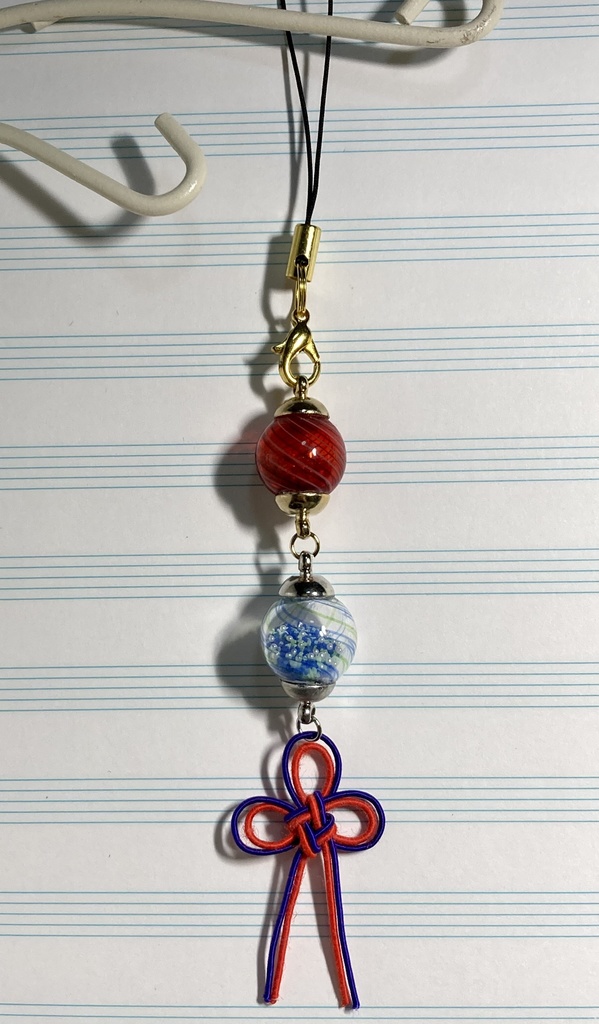 やまみさイメージガラスドームストラップ