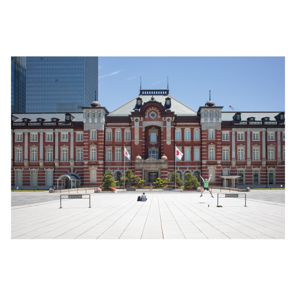 Postcard③Banzai unmanned Tokyo Station