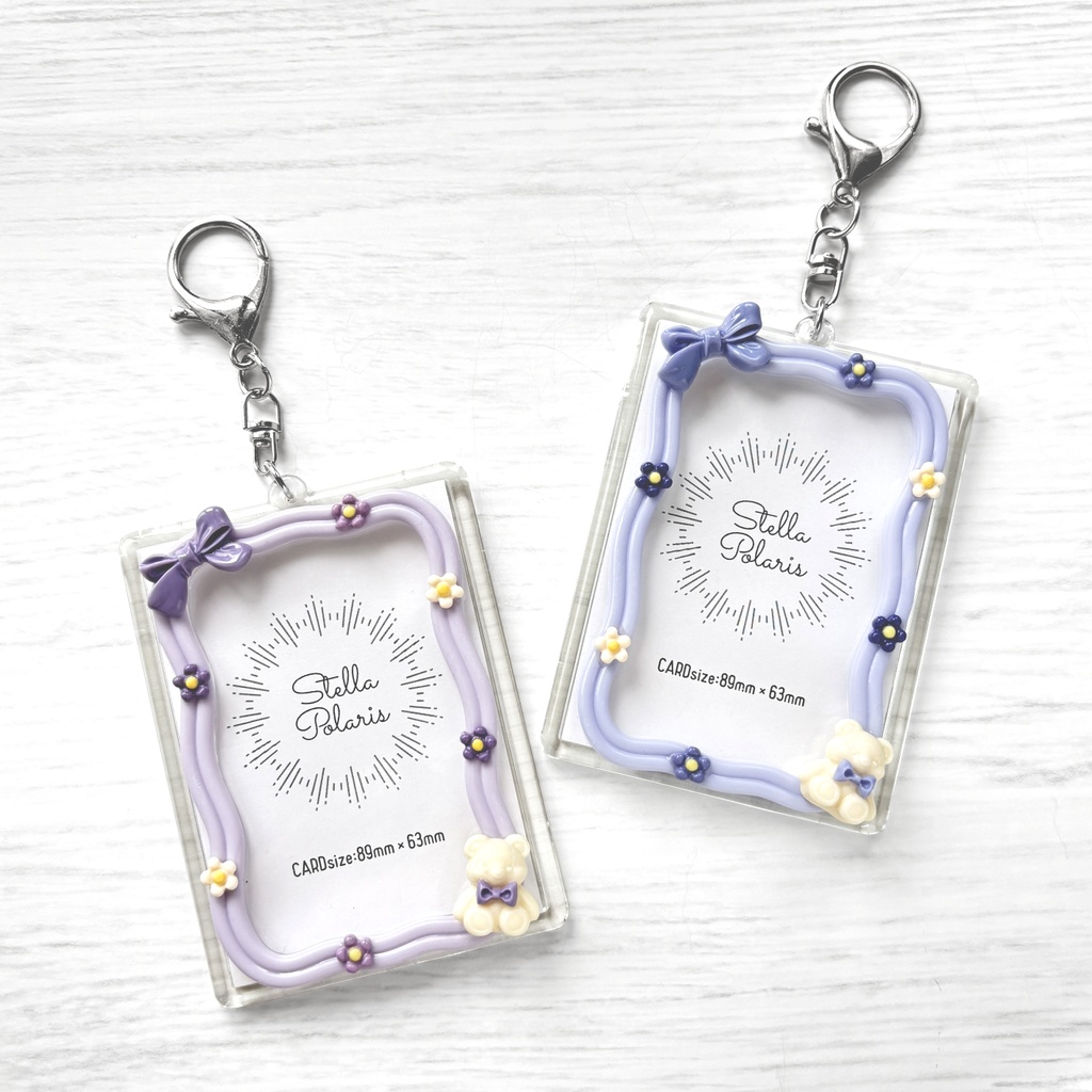 ホワイトベアのトレカケースキーホルダー