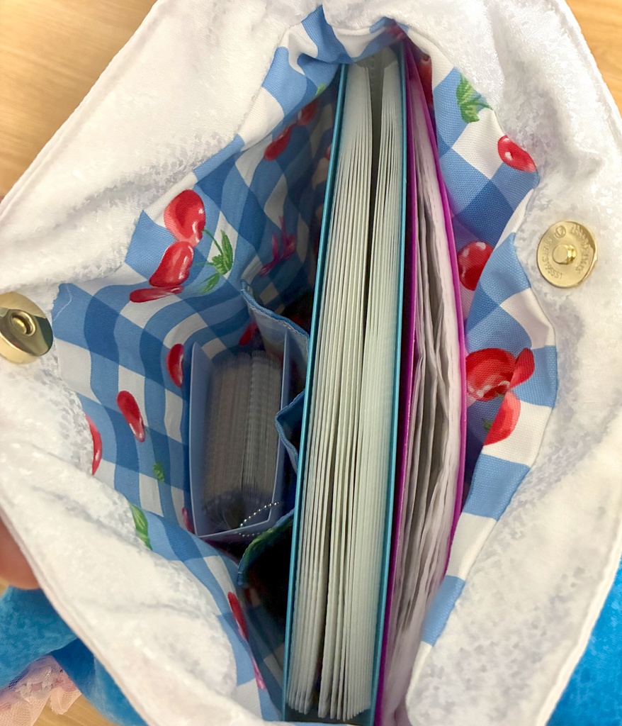 A4サイズ対応🎀一点もの*アイドル衣装風フリルバッグ