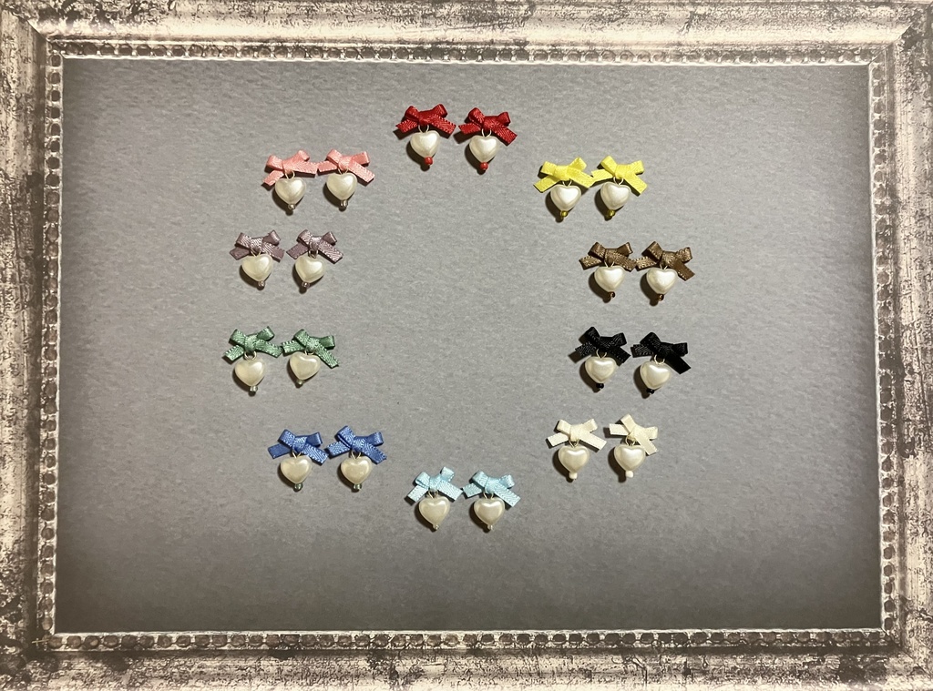 (10/30再頒布)ハートリボンピアス
