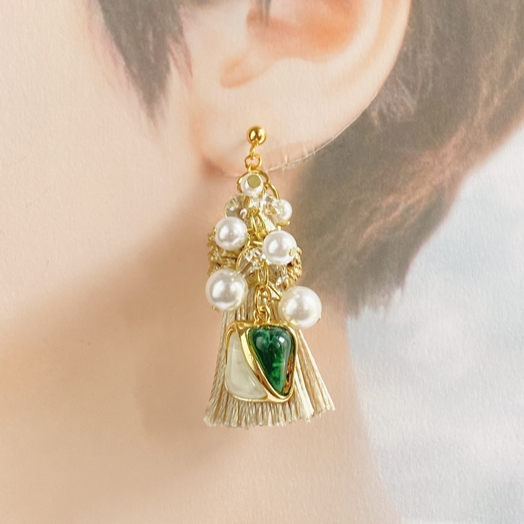 富田江 イメージピアス/イヤリング
