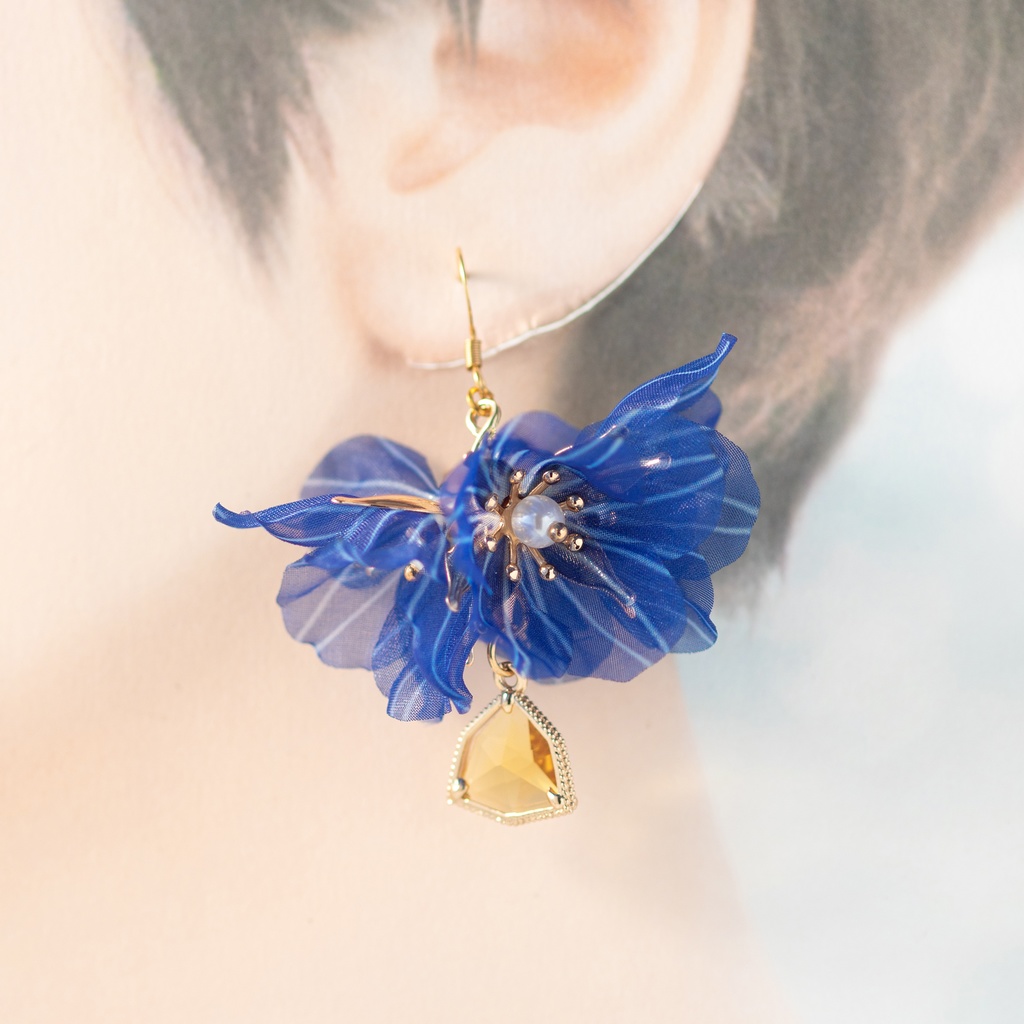 三日月宗近 イメージ ピアス・イヤリング ※金具ご連絡ください※