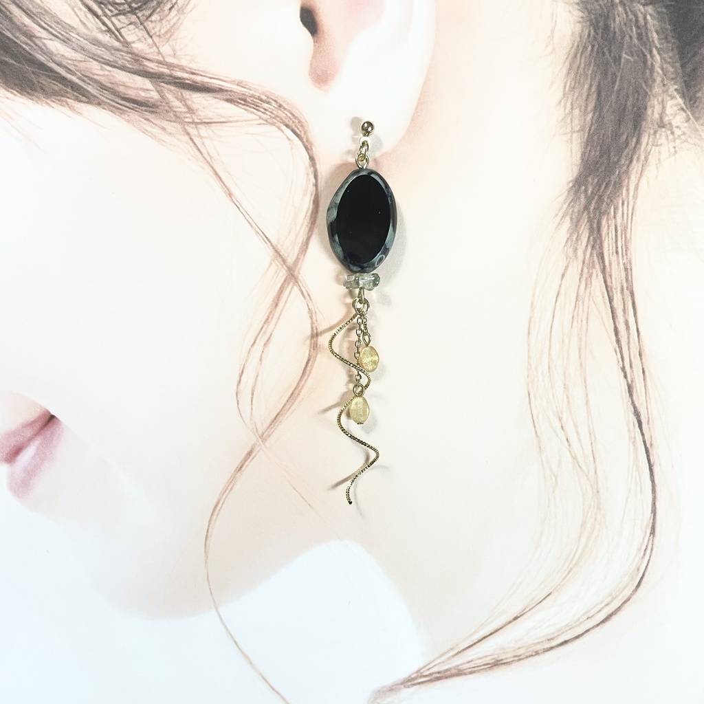 クロコダイルモチーフピアス(イヤリング変更OK!)