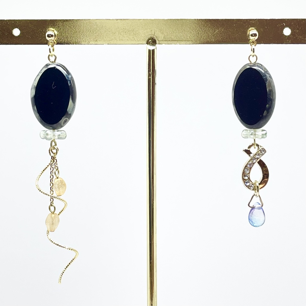 クロコダイルモチーフピアス(イヤリング変更OK!)