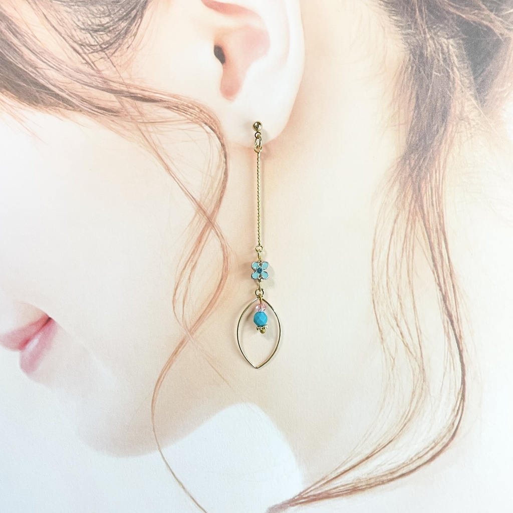 ビビモチーフピアス(イヤリング変更OK!)