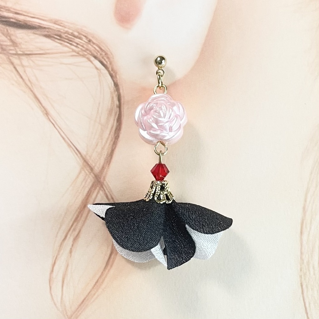ペローナモチーフピアス（イヤリング変更OK！）