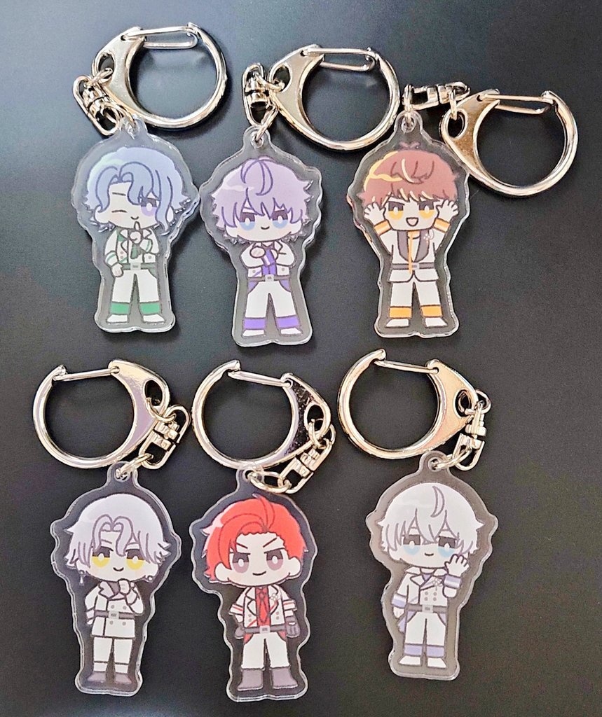 LOOK A LIVE衣装アクキー その2