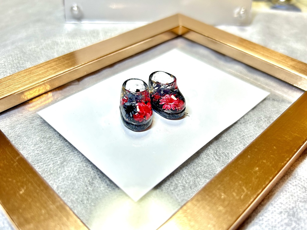 10〜12cmぬい用 赤と黒のフラワーシューズ(つよめ)