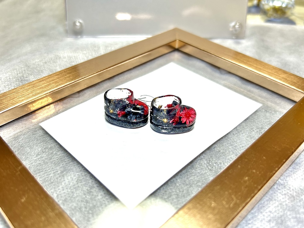 10〜12cmぬい用 赤と黒のフラワーシューズ(つよめ)