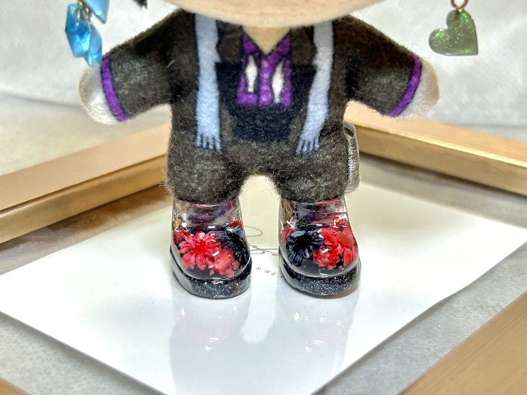 10〜12cmぬい用 赤と黒のフラワーシューズ(つよめ)