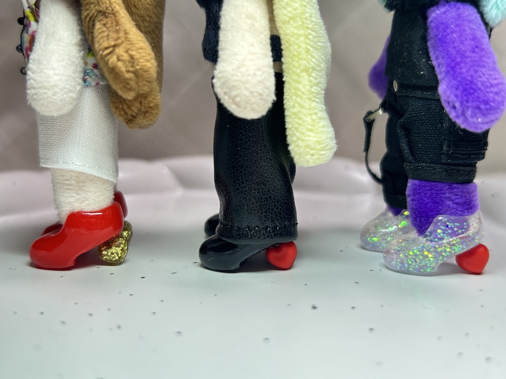 ハートヒールパンプス