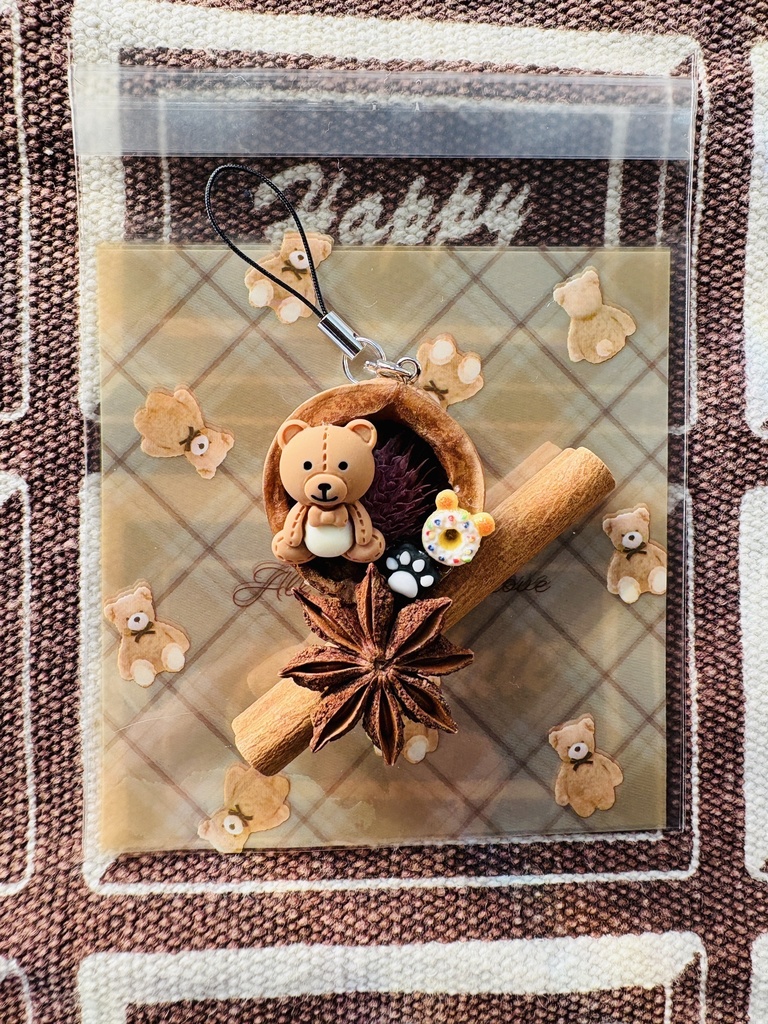 くるみオーナメントストラップC