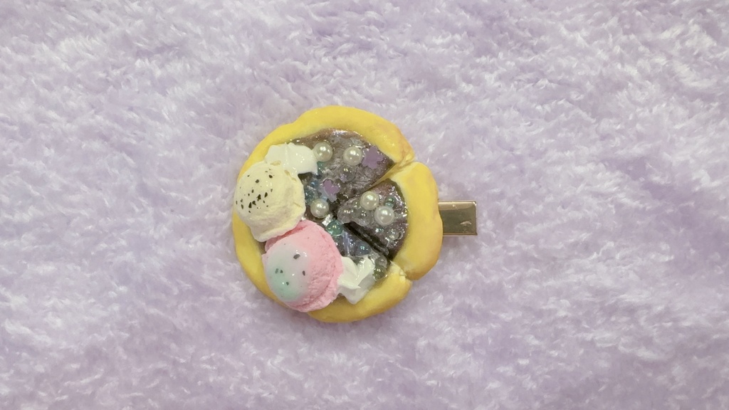 ギャラクシーアイスピザ　ヘアピンC