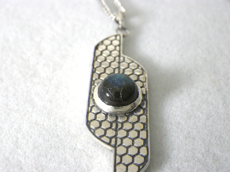 東方プロジェクト リグルネックレス 【蟲光】