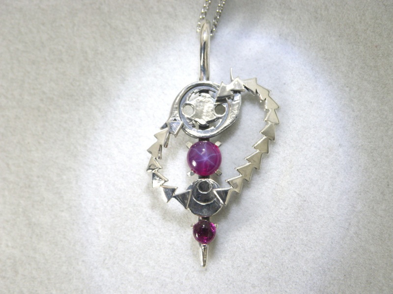 東方プロジェクト 針妙丸ネックレス 【刃輝】