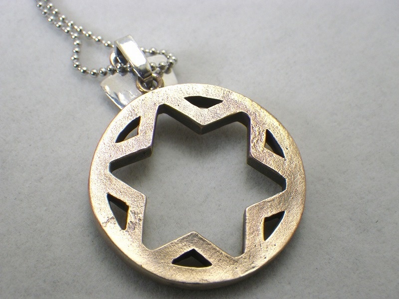 東方プロジェクト ダーツホルダーネックレス 【パチュリー】