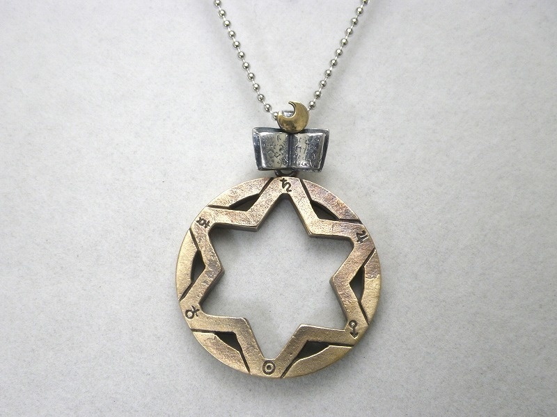 東方プロジェクト ダーツホルダーネックレス 【パチュリー】