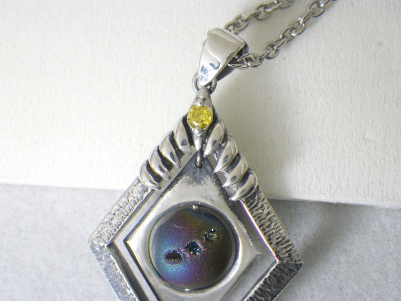 東方プロジェクト 八雲家ネックレス 【Savant Familiar】