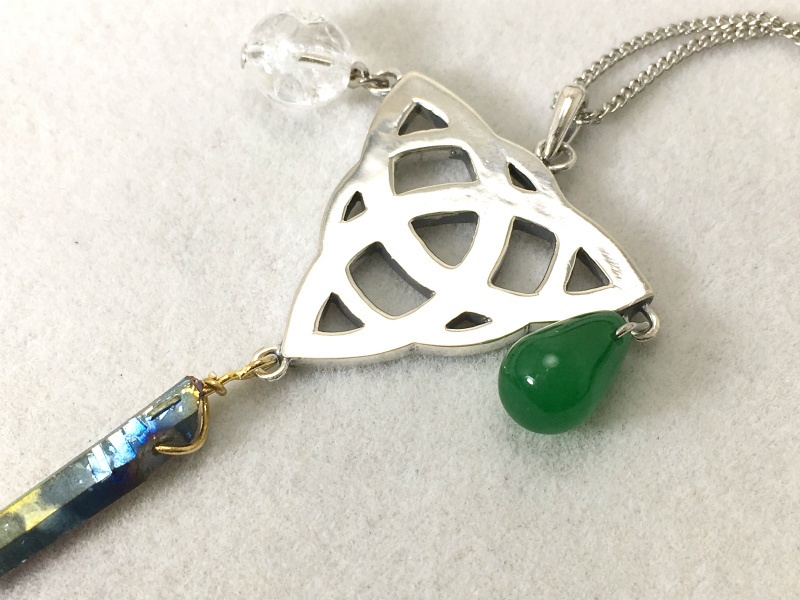 東方プロジェクト 豪族乱舞ネックレス 【Hermit Authority】