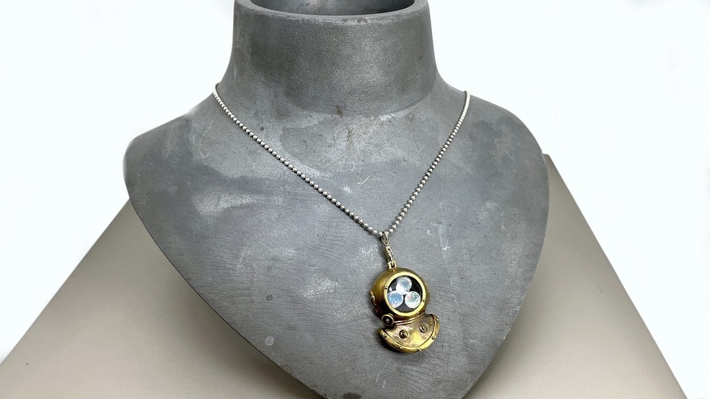 【Abyss Diver】潜水服型ルースケースペンダントトップ(真鍮ver)