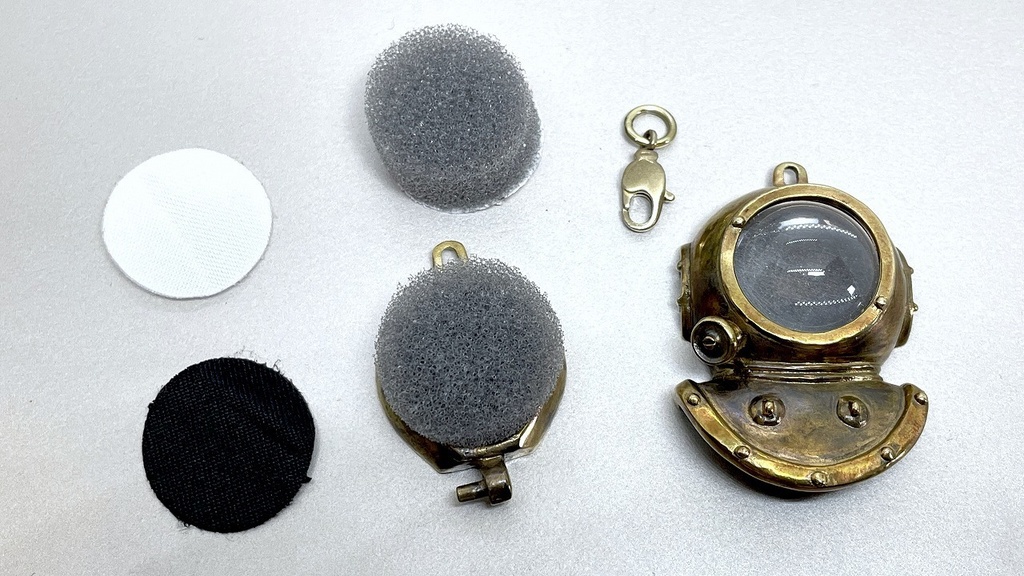 【Abyss Diver】潜水服型ルースケースペンダントトップ(真鍮ver)