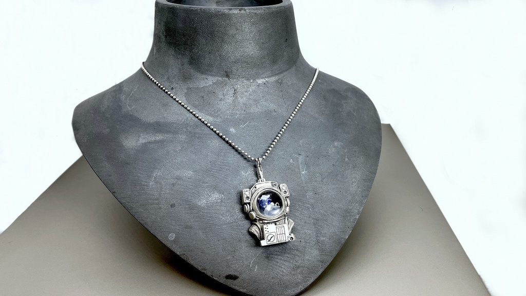 【Meteor Catcher】宇宙服型ルースケースペンダントトップ