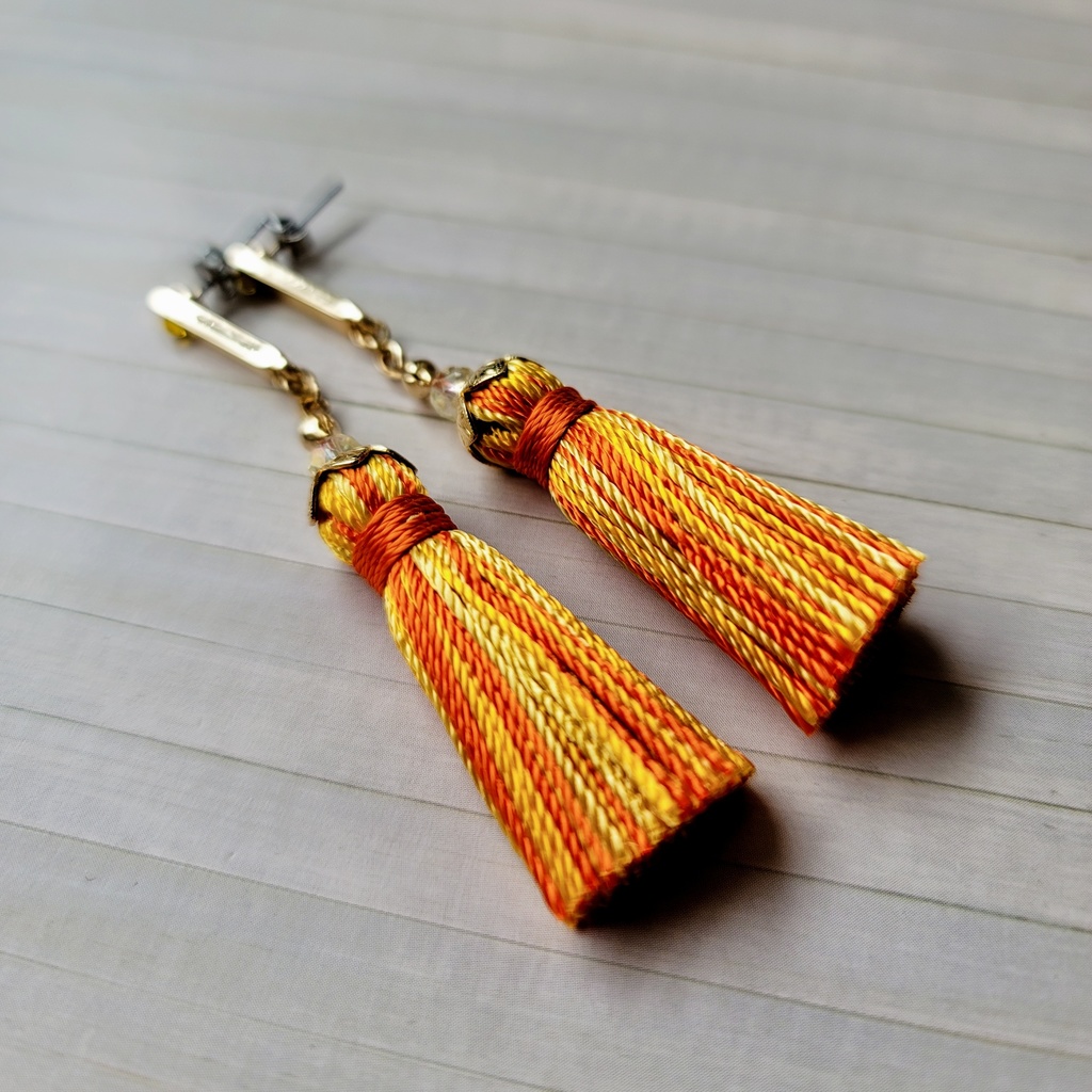 鬼滅の刃　イメージアクセサリー　タッセルピアス　かまぼこ隊