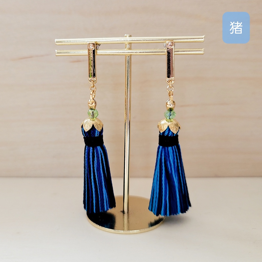 鬼滅の刃 イメージアクセサリー タッセルピアス かまぼこ隊