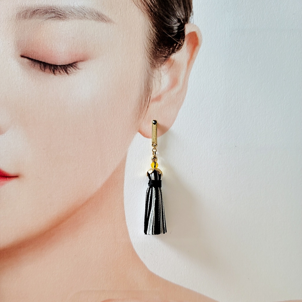 鬼滅の刃 イメージアクセサリー タッセルピアス